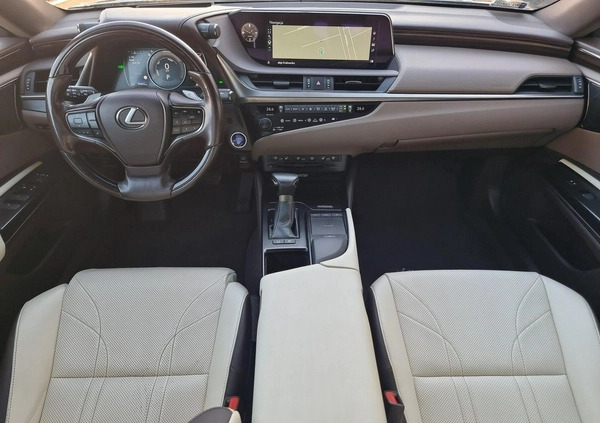 Lexus ES cena 179800 przebieg: 99492, rok produkcji 2019 z Krzeszowice małe 352